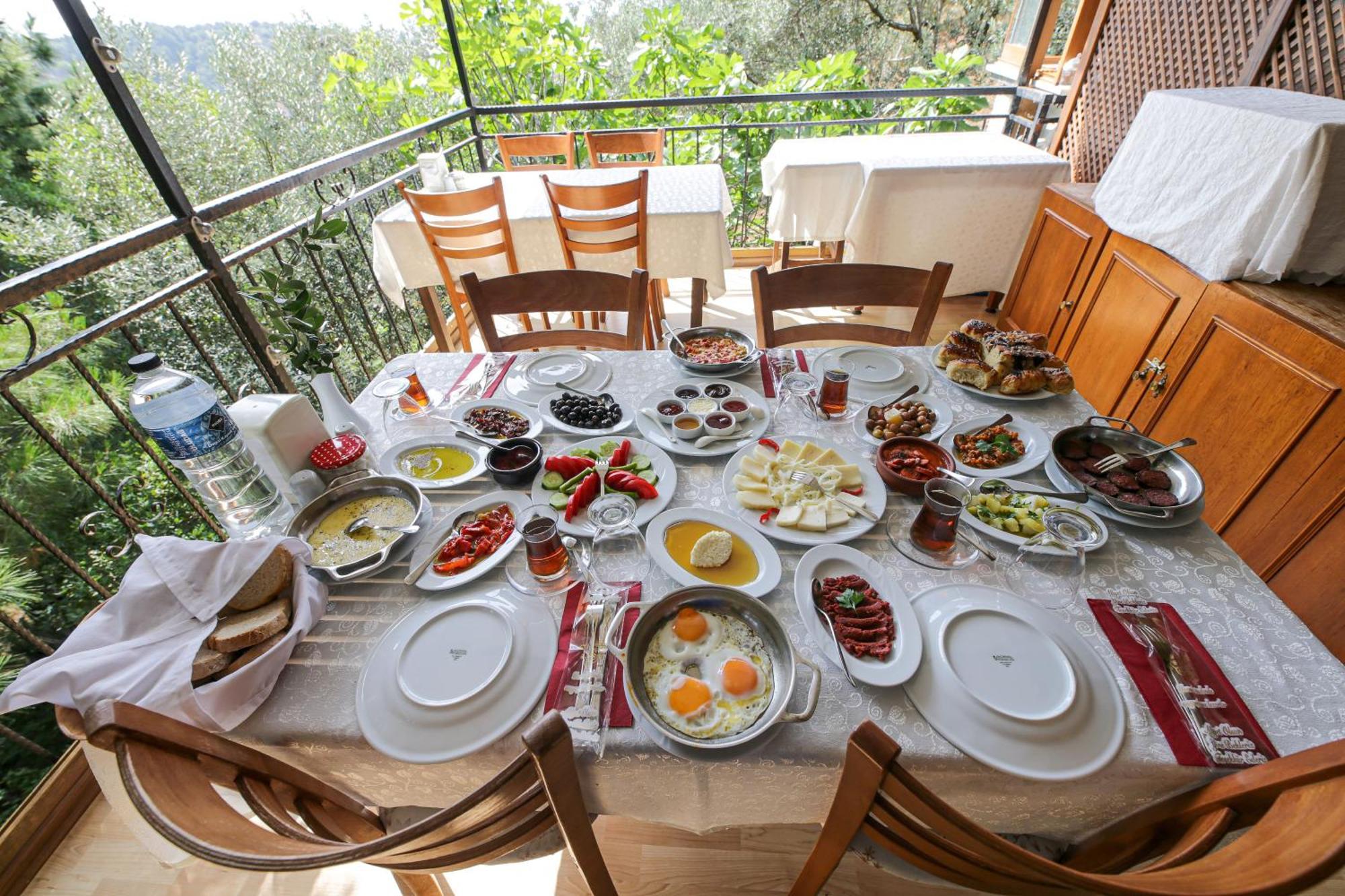 Dusler Vadisi Kazdaglari Hotel Едремит Екстериор снимка